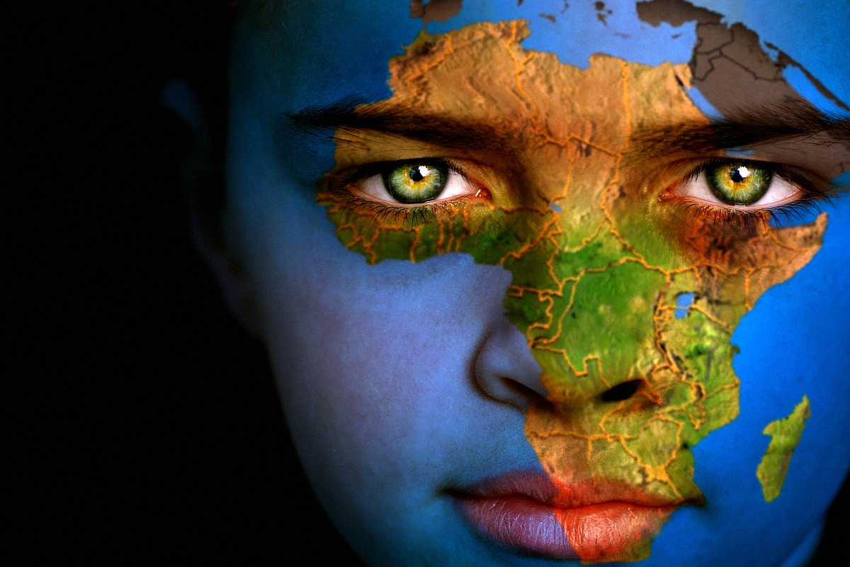 https://hateandanger.files.wordpress.com/2012/06/globe-face-painting-africa.jpg